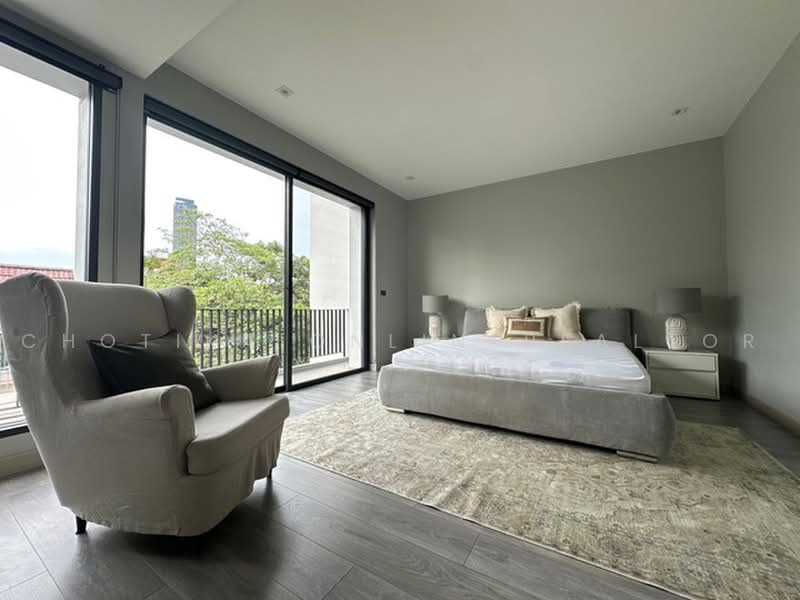 Sukhumvit 39 House for Rent, Bangkok, sukhumvit 39, Khlong Tan Nua, Watthana, Bangkok, 3 Bedrooms, 350 sqm, Single Detached House For Rent, by chotika onlinerealtor, 500466417 - DDproperty.com
