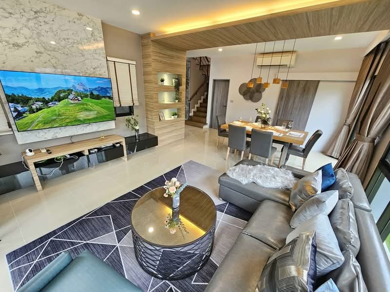 Baan Lumpini Suanluang Grand Rama 9, Bangkok, Prawet, Bangkok, 4 Bedrooms, 228 sqm, Single Detached House For Rent, by Jutarat Jitmun, 500466418 - DDproperty.com