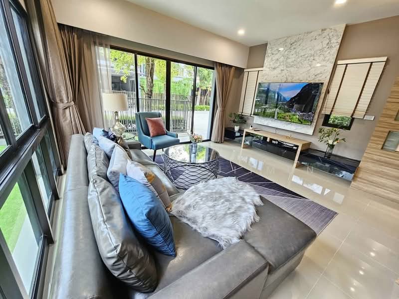 Baan Lumpini Suanluang Grand Rama 9, Bangkok, Prawet, Bangkok, 4 Bedrooms, 228 sqm, Single Detached House For Rent, by Jutarat Jitmun, 500466418 - DDproperty.com
