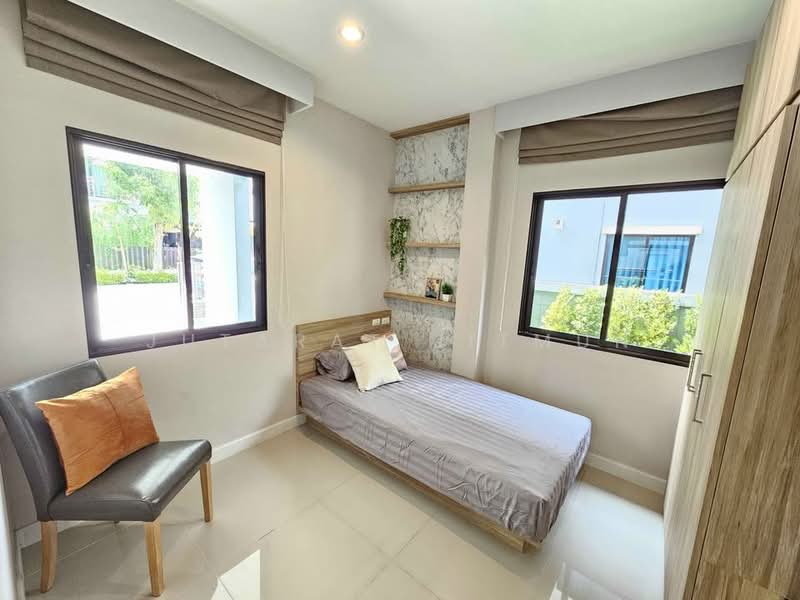 Baan Lumpini Suanluang Grand Rama 9, Bangkok, Prawet, Bangkok, 4 Bedrooms, 228 sqm, Single Detached House For Rent, by Jutarat Jitmun, 500466418 - DDproperty.com