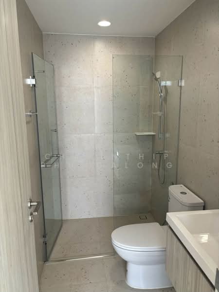Nue Verse Krungthep Kreetha, Bangkok, Srinakarin - Romklao Road, Saphan Sung, Bangkok, 3 Bedrooms, 202 sqm, Townhouse For Rent, by Charinthip Phungalong, 500466433 - DDproperty.com