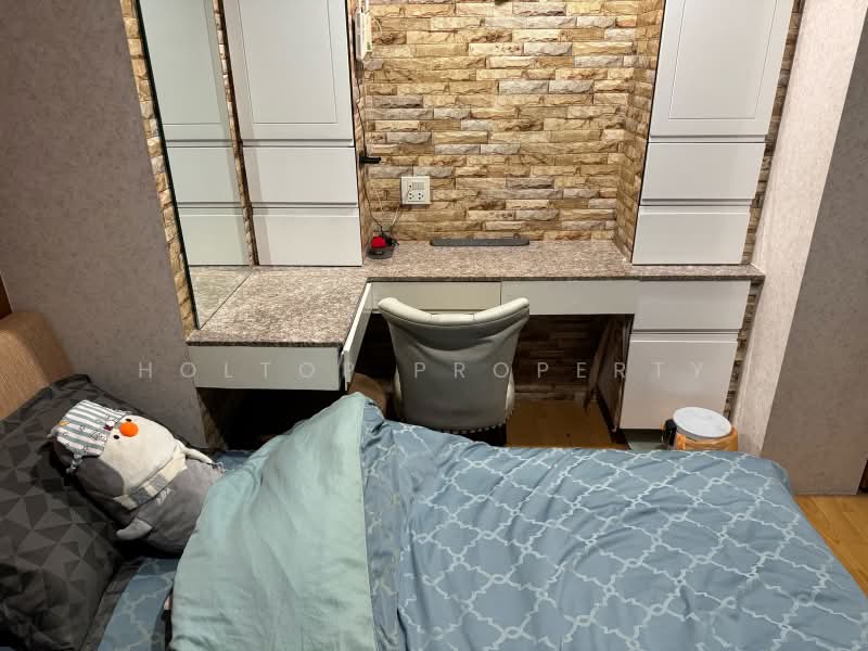 St Louis Grand Terrace, Bangkok, Soi Sathon 11 S Sathon Rd, Yan Nawa, Sathon, Bangkok, 1 Bedroom, 47 sqm, Condo For Rent, by Holtop Property, 500466454 - DDproperty.com