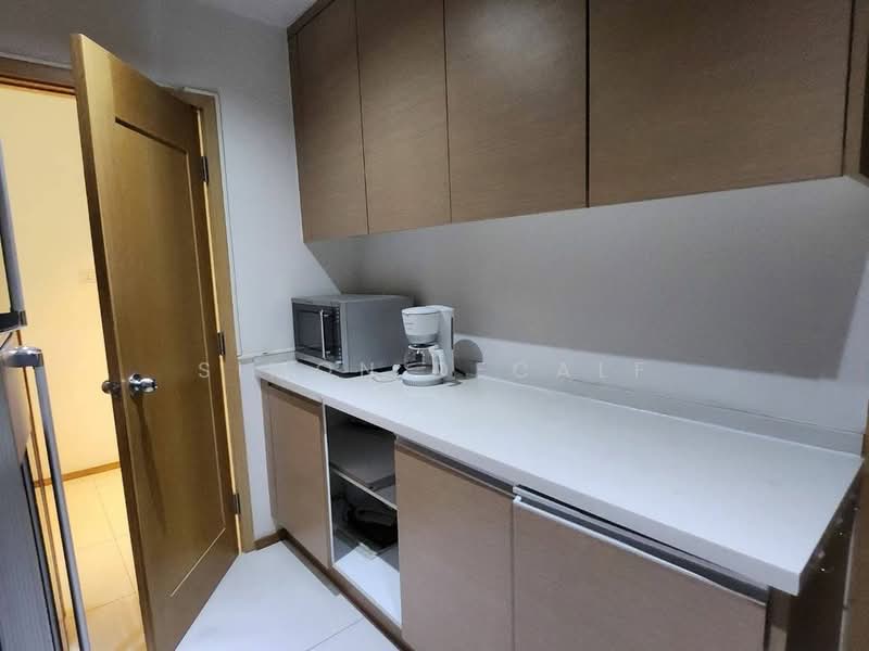 The Empire Place, Bangkok, 88 Narathiwatratchanakharin Road, Thung Maha Mek, Sathon, Bangkok, 3 Bedrooms, 130 sqm, Condo For Rent, by Simon Decalf, 500466456 - DDproperty.com