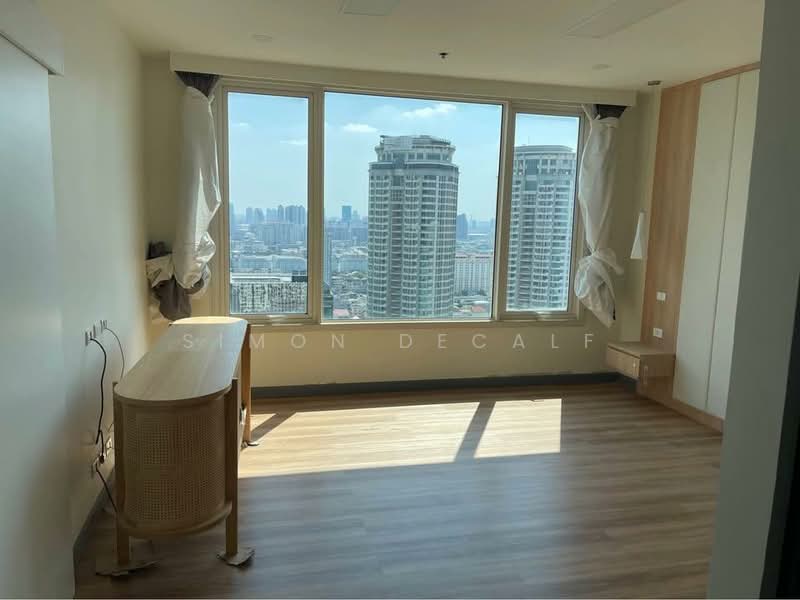 The Empire Place : ดิ เอ็มไพร์ เพลซ, กรุงเทพ, 88 ถนนนราธิวาสราชนครินทร์, ทุ่งมหาเมฆ, สาทร, กรุงเทพ, 183 ตร.ม., คอนโด ให้เช่า, โดย Simon Decalf, 500466467 - DDproperty.com