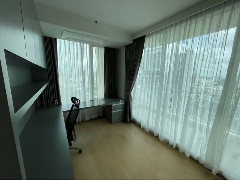 The Empire Place, Bangkok, 88 Narathiwatratchanakharin Road, Thung Maha Mek, Sathon, Bangkok, 3 Bedrooms, 183 sqm, Condo For Rent, by Simon Decalf, 500466467 - DDproperty.com