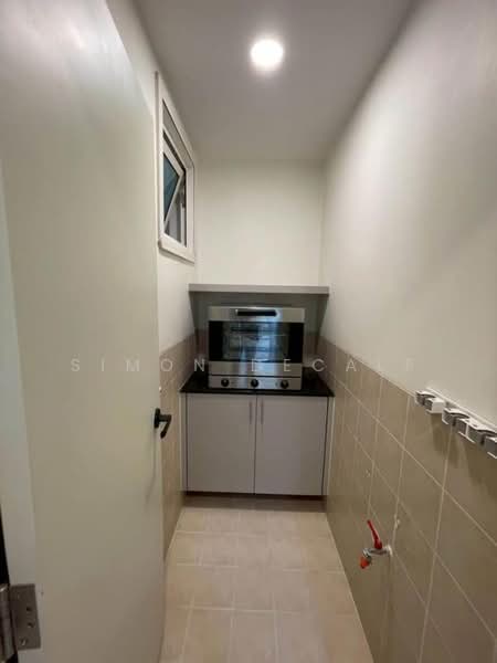 The Empire Place, Bangkok, 88 Narathiwatratchanakharin Road, Thung Maha Mek, Sathon, Bangkok, 3 Bedrooms, 183 sqm, Condo For Rent, by Simon Decalf, 500466467 - DDproperty.com