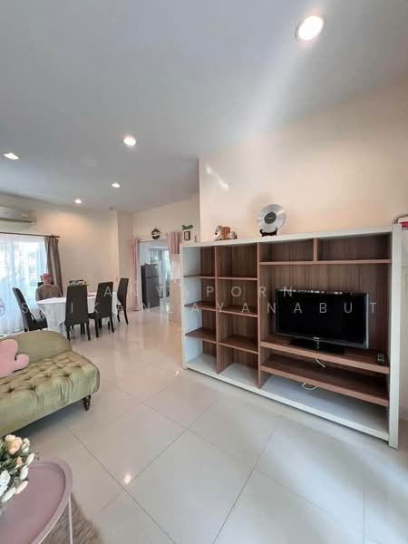 Perfect Place Sukhumvit 77-Suvarnabhumi : เพอร์เฟค เพลส สุขุมวิท77-สุวรรณภูมิ, สมุทรปราการ, ถนนลาดกระบัง, ราชาเทวะ, บางพลี, สมุทรปราการ, 200 ตร.ม., บ้านเดี่ยว ให้เช่า, โดย Anyaporn Srikanlayanabut, 500466495 - DDproperty.com