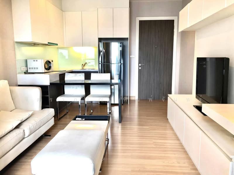Urbano Absolute Sathon-Taksin, Bangkok, 345 Charoen Nakhon 14/2 Alley, Khlong Ton Sai, Khlong San, Bangkok, 1 Bedroom, 38 sqm, Condo For Rent, by จิตราภรณ์ พิมพ์จันทร์, 500466497 - DDproperty.com
