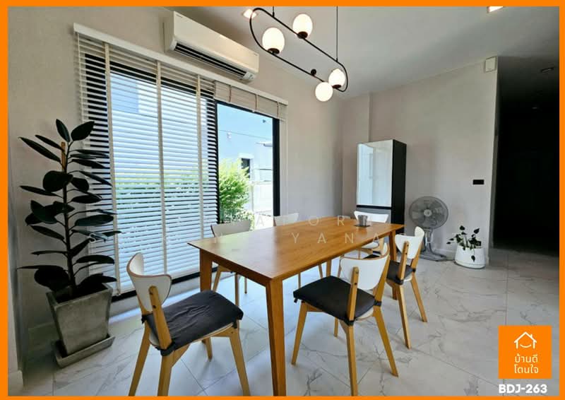 Bangkok Boulevard Rama 5, Nonthaburi, 34-38 Atchariya Prasith Road, Mahasawat, Bang Kruai, Nonthaburi, 5 Bedrooms, 319 sqm, Single Detached House For Rent, by Anyaporn Srikanlayanabut, 500466500 - DDproperty.com