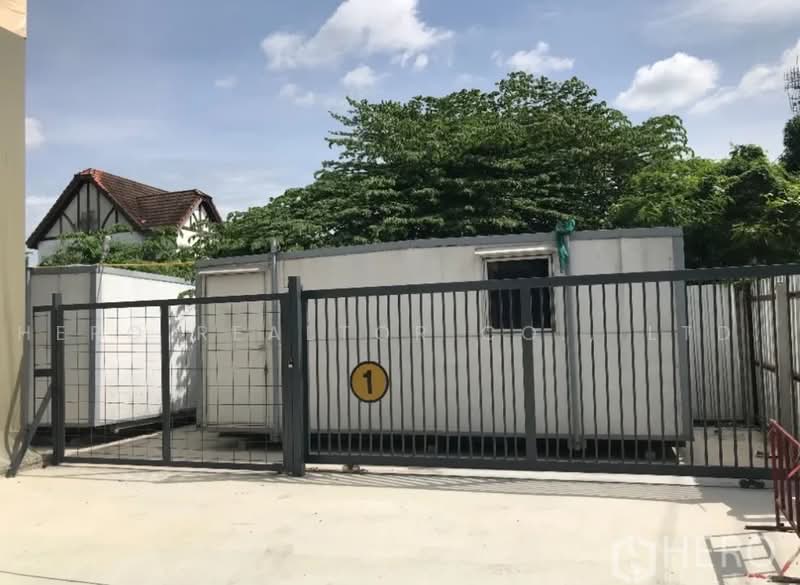 For rent Warehouse 1644 sq.m. in Bang Kapi, Huai Khwang, Bangkok HRE01155, Bangkok, Bang Kapi, Huai Khwang, Bangkok, , 1,644 sqm, Warehouse/Factory For Rent, by Hero Realtor Co., Ltd., 500466551 - DDproperty.com
