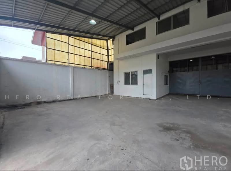 ให้เช่าหรือขายโกดัง 720 ตร.ม. ใกล้ BTS ปุณณวิถี พระโขนง กรุงเทพ HRE01159, กรุงเทพ, บางจาก, พระโขนง, กรุงเทพ, 720 ตร.ม., โกดัง-โรงงาน ให้เช่า, โดย Hero Realtor Co., Ltd., 500466571 - DDproperty.com