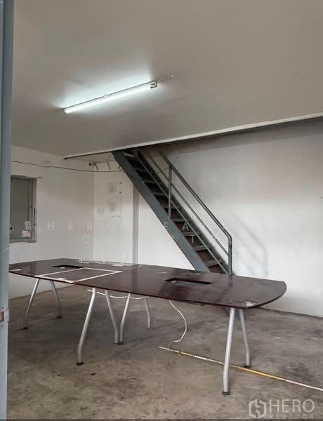 For rent or sale Warehouse 720 sq.m. BTS Punnawithi Phra Khanong, Bangkok HRE01159, Bangkok, Bang Chak, Phra Khanong, Bangkok, , 720 sqm, Warehouse/Factory For Rent, by Hero Realtor Co., Ltd., 500466571 - DDproperty.com