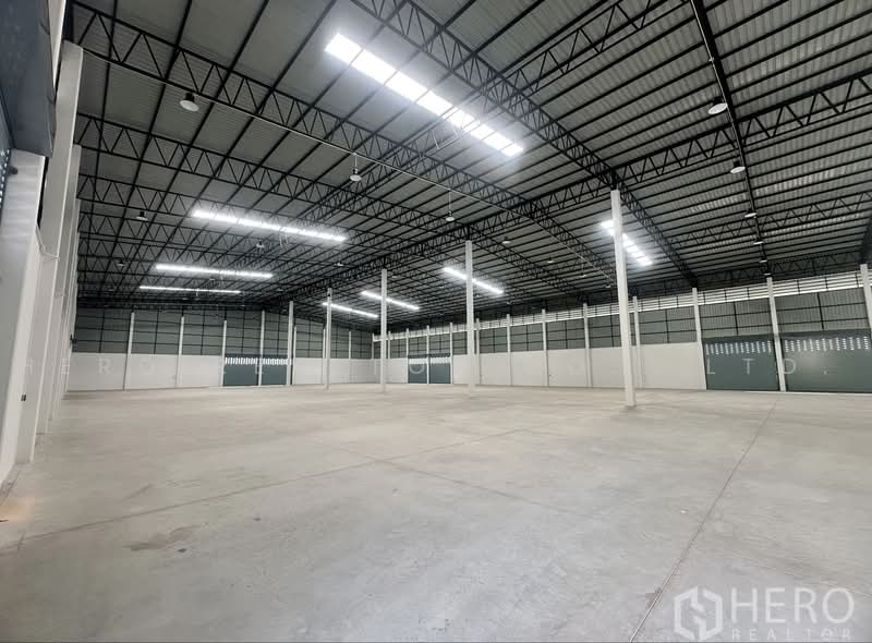 ให้เช่าหรือขายโรงงาน 3,600 ตร.ม. นราภิรมย์ บางเลน นครปฐม HRE01160, นครปฐม, นราภิรมย์, บางเลน, นครปฐม, 3,600 ตร.ม., โกดัง-โรงงาน ขาย, โดย Hero Realtor Co., Ltd., 500466584 - DDproperty.com