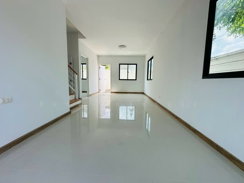 J Town Sukhumvit – Praksa, Samut Prakan, Phraeksa Rd., Phraeksa, Muang Samut Prakarn, Samut Prakan, 4 Bedrooms, 90 sqm, Townhouse For Sale, by สินรัตน์ ปรีชานุกูล, 500466591 - DDproperty.com