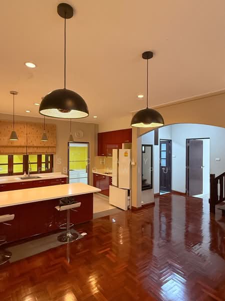House For Rent Thonglor Private And Quiet, กรุงเทพ, ทองหล่อ, คลองตันเหนือ, วัฒนา, กรุงเทพ, 320 ตร.ม., บ้านเดี่ยว ให้เช่า, โดย Suchanya Piboonwiput, 500466602 - DDproperty.com