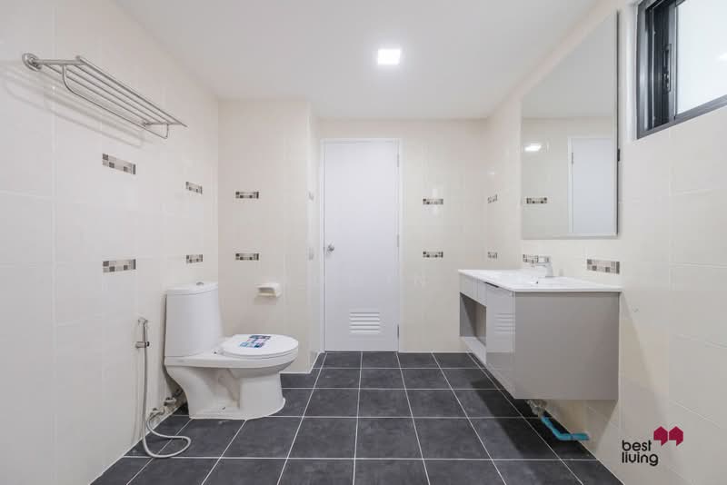 Pisawit Tower, Bangkok, Phaholyothin, Jom Phon, Chatuchak, Bangkok, 2 Bedrooms, 73 sqm, Condo For Sale, by Admin, 500466603 - DDproperty.com