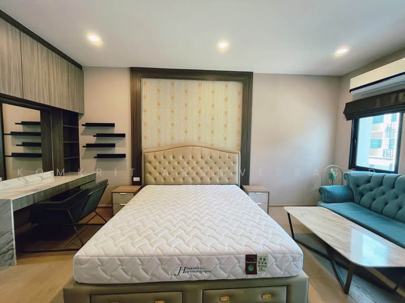 PLEX Onnut - Wongwaen : เพล็กซ์ อ่อนนุช - วงแหวน, กรุงเทพ, ถนนสุขาภิบาล 2, ดอกไม้, ประเวศ, กรุงเทพ, 150 ตร.ม., ทาวน์เฮ้าส์ ขาย, โดย Komkrit Arunvessased, 500466630 - DDproperty.com