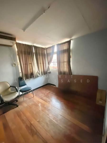 3-BR House, Bangkok, Wang Thonglang, Bangkok, 3 Bedrooms, 150 sqm, Single Detached House For Sale, by Komkrit Arunvessased, 500466645 - DDproperty.com