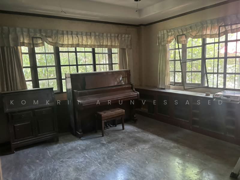 Ladawan Pinklao-Borommaratchachonnani, Bangkok, Borommaratchachonnani Road, Sala Thammasop, Thawi Watthana, Bangkok, 6 Bedrooms, 400 sqm, Single Detached House For Rent, by Komkrit Arunvessased, 500466650 - DDproperty.com