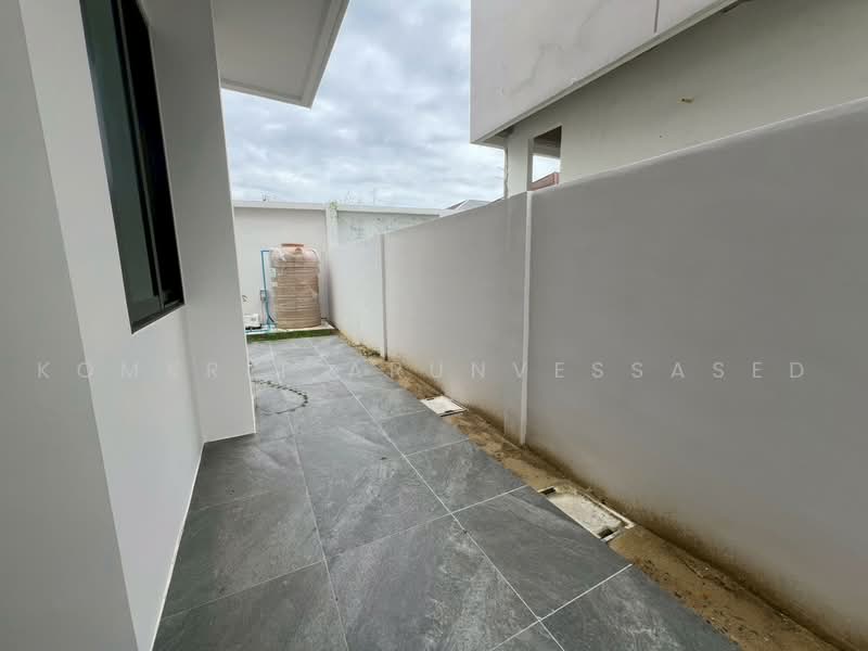 The Master Ekkamai-Ramintra, Bangkok, Soi Ramintra 39, Tha Rang, Bang Khen, Bangkok, 4 Bedrooms, 419 sqm, Single Detached House For Rent, by Komkrit Arunvessased, 500466660 - DDproperty.com