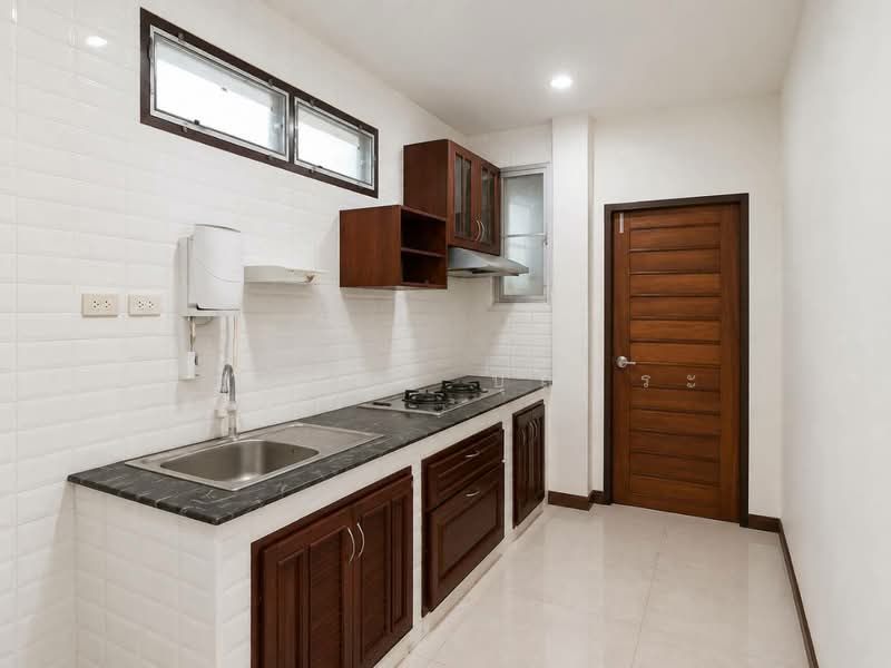 บ้านเดี่ยว 2 ชั้น สร้างเอง ซอยคู้บอน 21 ถนนคู้บอน, Bangkok, คู้บอน 21, Ram Inthra, Khan Na Yao, Bangkok, 5 Bedrooms, 180 sqm, Single Detached House For Sale, by กรกฤตย์ บุญสระ, 500466679 - DDproperty.com