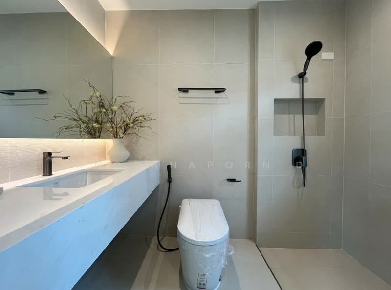 Bangkok Boulevard Signature Sathorn-Pinklao, Nonthaburi, Bang Kruai-Chong Tanom Road, Mahasawat, Bang Kruai, Nonthaburi, 3 Bedrooms, 242 sqm, Single Detached House For Sale, by Angsanaporn D, 500466689 - DDproperty.com