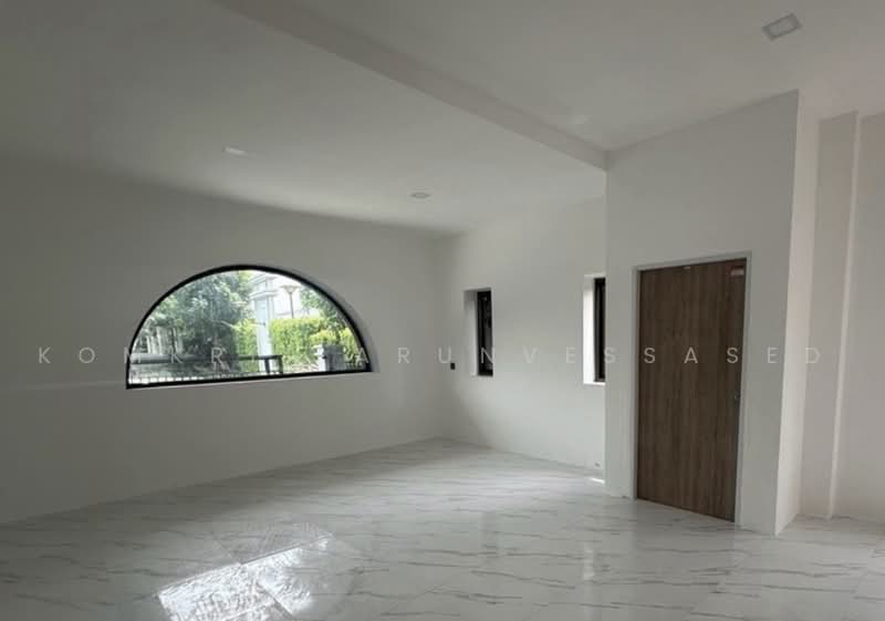 Grand Bangkok Boulevard Bangna-Onnut, Bangkok, Sukhaphiban 2 Road, Dok Mai, Prawet, Bangkok, 4 Bedrooms, 573 sqm, Single Detached House For Sale, by Komkrit Arunvessased, 500466703 - DDproperty.com
