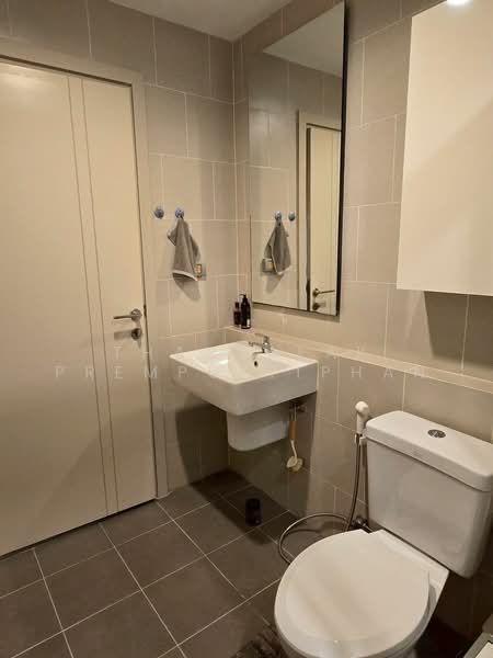 The Base Rama 9-Ramkhamhaeng, Bangkok, 3 Ramkhamhaeng Road, Hua Mak, Bang Kapi, Bangkok, 2 Bedrooms, 49 sqm, Condo For Rent, by Thanyalak Premputtiphan, 500466711 - DDproperty.com