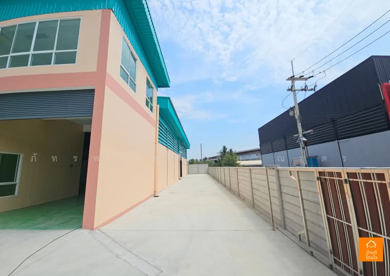 Factory and Warehouse, Nakhon Pathom, ไร่ขิง 30, Rai Khing, Sam Phran, Nakhon Pathom, , 850 sqm, Warehouse/Factory For Sale, by ภัทรพล ศรีกัลยาณบุตร, 500466761 - DDproperty.com