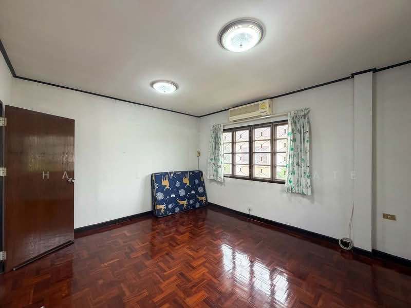 Chaiyapruek Bangwaek, Bangkok, Bang Waek Road, Bang Phai, Bang Khae, Bangkok, 4 Bedrooms, 200 sqm, Single Detached House For Sale, by Haus Living Estate, 500466805 - DDproperty.com