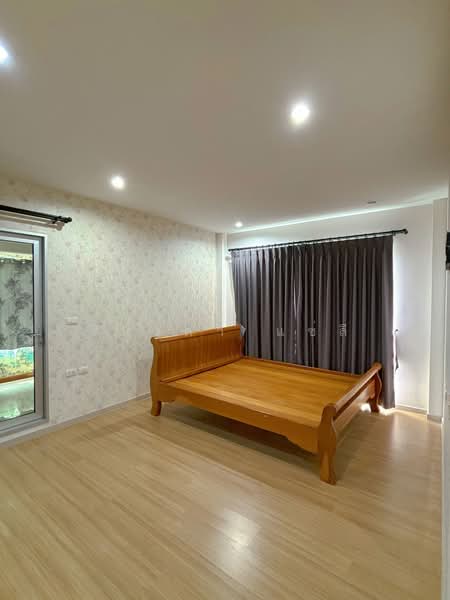 Villa Nova Teparak : วิลล่า โนวา เทพารักษ์, สมุทรปราการ, ถนน ตำหรุ-บางพลี, บางพลีใหญ่, บางพลี, สมุทรปราการ, 220 ตร.ม., บ้านเดี่ยว ขาย, โดย รินรดา แซ่ลี, 500466848 - DDproperty.com