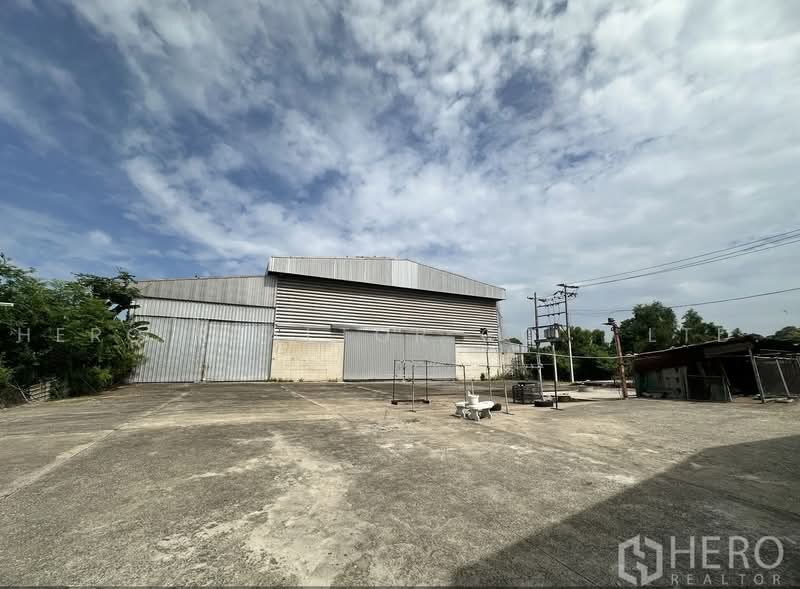 For sale Factory 26-2-0 Rai in Khlong Khwang, Sai Noi, Nonthaburi HRE01161, Nonthaburi, Khlong Khwang, Sai Noi, Nonthaburi, , 10,000 sqm, Warehouse/Factory For Sale, by Hero Realtor Co., Ltd., 500466849 - DDproperty.com