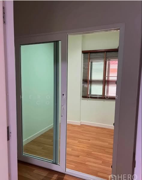 For Rent 4 Bedroom Detached House Sukhumvit 71 Pridi Banomyong, Watthana Bangkok HRE01164, กรุงเทพ, พระโขนงเหนือ, วัฒนา, กรุงเทพ, 250 ตร.ม., บ้านเดี่ยว ให้เช่า, โดย Hero Realtor Co., Ltd., 500466854 - DDproperty.com