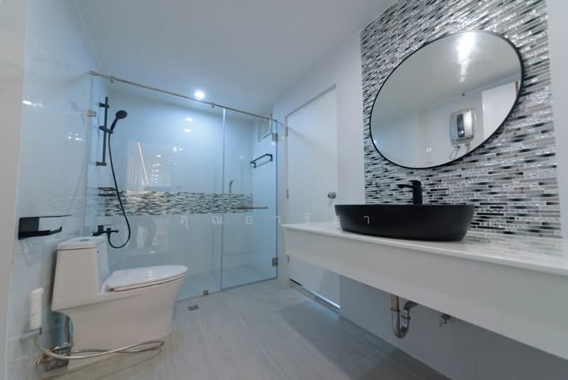 D.S. Tower 1 Sukhumvit 33, Bangkok, Soi Phrom Chit, Khlong Tan Nua, Watthana, Bangkok, 3 Bedrooms, 249 sqm, Condo For Rent, by คุณอาริสา, 500466873 - DDproperty.com