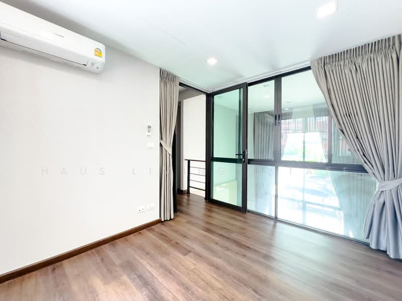 PATIO Ngamwongwan-Prachachuen, Nonthaburi, Thung Song Hong Lak Si, Tha-Sai, Muang Nonthaburi, Nonthaburi, 4 Bedrooms, 200 sqm, Townhouse For Sale, by Haus Living Estate, 500466874 - DDproperty.com