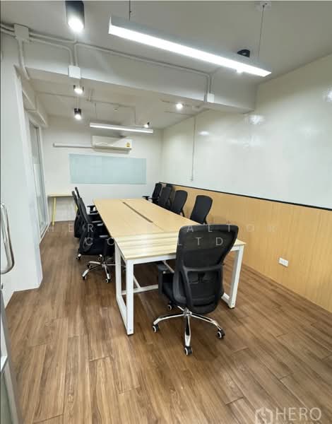 For Rent Office Space 80 sqm near BTS Saint Louis, Bang Rak Bangkok HRE01165, Bangkok, Silom, Bang Rak, Bangkok, , 80 sqm, Office Space For Rent, by Hero Realtor Co., Ltd., 500466887 - DDproperty.com