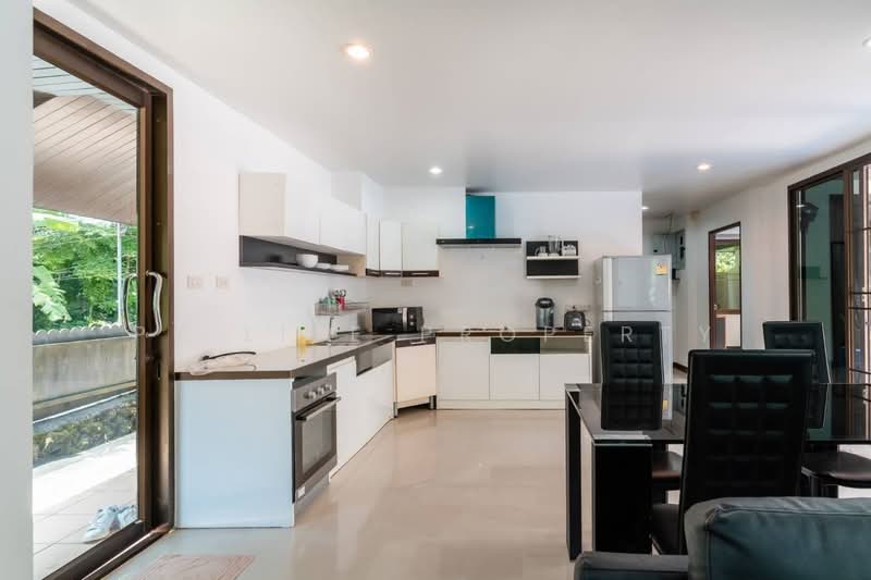 5S0309 Pool villa for sale 12,000,000 baht 4 bedroom 5 bathroom at kathu have fully furnished, ภูเก็ต, กะทู้, ภูเก็ต, 300 ตร.ม., วิลล่า ขาย, โดย PK LIFE Property, 500466899 - DDproperty.com