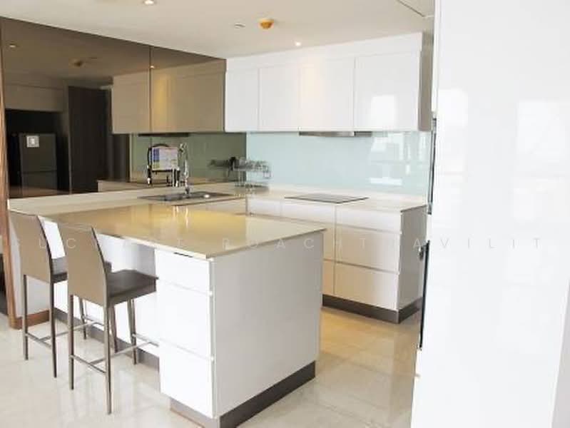 H Sukhumvit 43, Bangkok, 28 Sukhumvit 34 Road, Khlong Tan Nua, Watthana, Bangkok, 4 Bedrooms, 238 sqm, Condo For Sale, by Suchart Roachthavilit, 500466921 - DDproperty.com