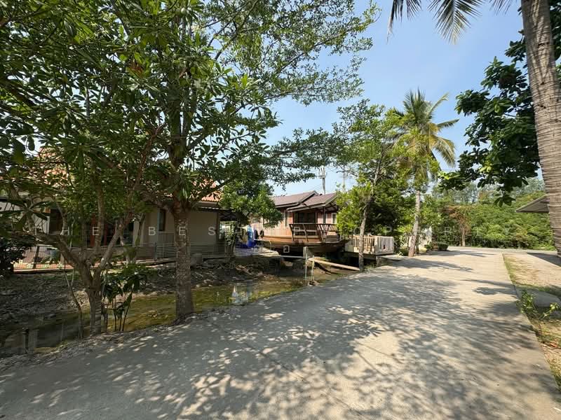ที่ดินพร้อมสิ่งปลูกสร้างบ้านปรก สมุทรสงคราม, สมุทรสงคราม, บ้านปรก, เมืองสมุทรสงคราม, สมุทรสงคราม, 2,824 ตร.ม., ที่ดิน ขาย, โดย The Best Property อ้อ, 500466934 - DDproperty.com
