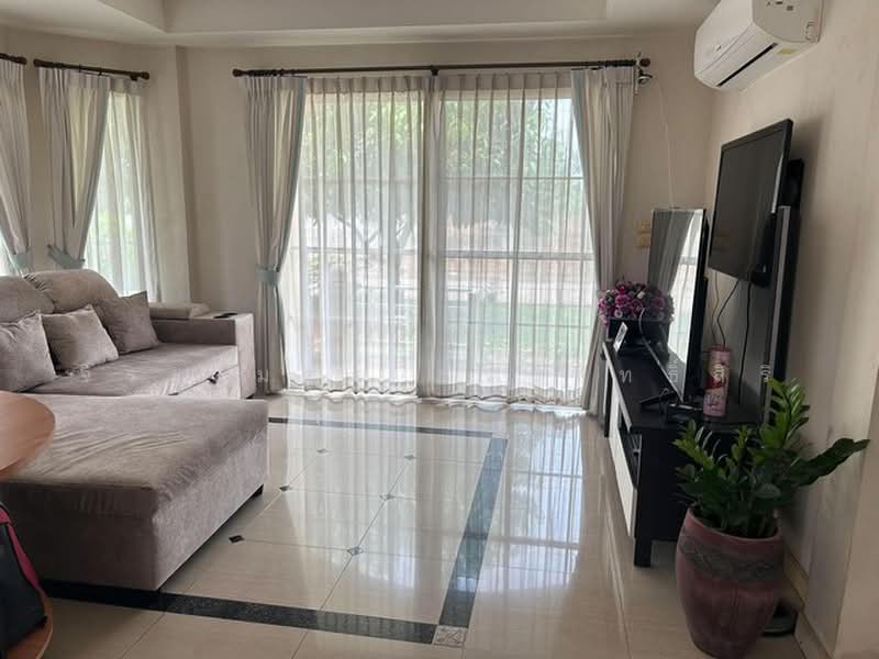 land and house, Nakhon Ratchasima, Nong Chabok, Muang Nakhon Ratchasima, Nakhon Ratchasima, 3 Bedrooms, 220 sqm, Single Detached House For Sale, by จิระเมศร์ วราสิทธิ์สิริ, 500466936 - DDproperty.com