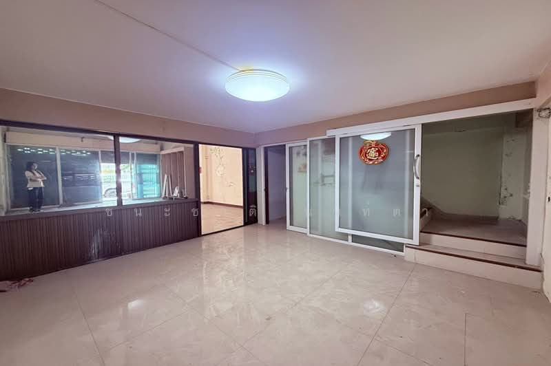 อาคารพาณิชย์ 4 ชั้น เนื้อที่ 21 ตร.ว. ติดซอยแฉล้มนิมิตร 10, Bangkok, Bang Klo, Bang Kho Laem, Bangkok, , 192 sqm, Shophouse For Sale, by ชนะชาติ นนท์ตา, 500466938 - DDproperty.com
