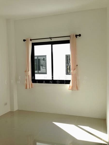 The enter click, Bangkok, Soi Kanchanapisek 39 Yaek 12, Dok Mai, Prawet, Bangkok, 2 Bedrooms, 100 sqm, Townhouse For Sale, by ERA Holding (Thailand) Co., Ltd., 500466939 - DDproperty.com