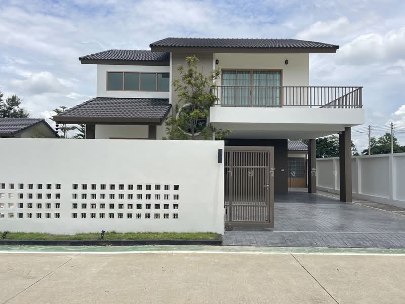 For Sale: Pool Villa at Lanna Lake View Chiang Mai Beautiful Fully Furnished Home, Ready to Move In, Chiang Mai, Talat Kwan, Doi Saket, Chiang Mai, 3 Bedrooms, 200 sqm, Villa For Sale, by อรกัญญา สายวังกิจ, 500466956 - DDproperty.com