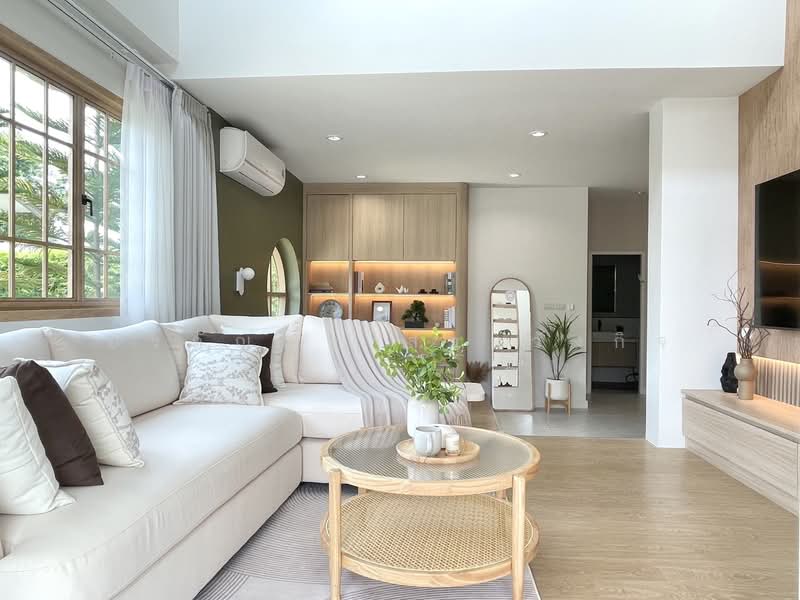 For Sale: Pool Villa at Lanna Lake View Chiang Mai Beautiful Fully Furnished Home, Ready to Move In, Chiang Mai, Talat Kwan, Doi Saket, Chiang Mai, 3 Bedrooms, 200 sqm, Villa For Sale, by อรกัญญา สายวังกิจ, 500466956 - DDproperty.com
