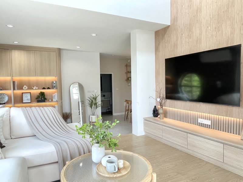 For Sale: Pool Villa at Lanna Lake View Chiang Mai Beautiful Fully Furnished Home, Ready to Move In, Chiang Mai, Talat Kwan, Doi Saket, Chiang Mai, 3 Bedrooms, 200 sqm, Villa For Sale, by อรกัญญา สายวังกิจ, 500466956 - DDproperty.com