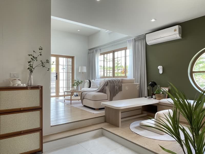 For Sale: Pool Villa at Lanna Lake View Chiang Mai Beautiful Fully Furnished Home, Ready to Move In, Chiang Mai, Talat Kwan, Doi Saket, Chiang Mai, 3 Bedrooms, 200 sqm, Villa For Sale, by อรกัญญา สายวังกิจ, 500466956 - DDproperty.com