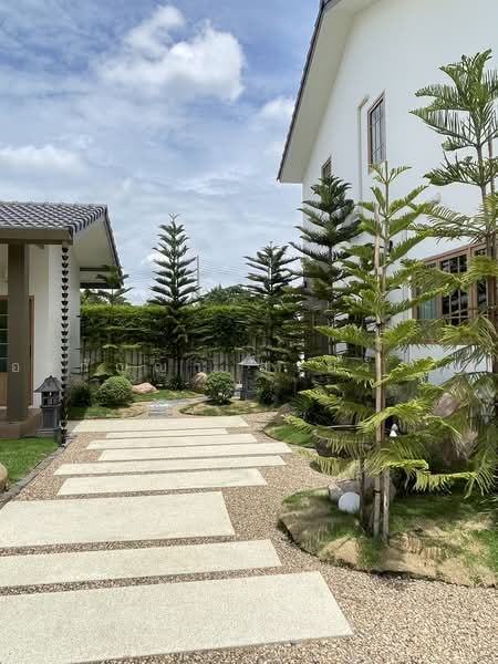 For Sale: Pool Villa at Lanna Lake View Chiang Mai Beautiful Fully Furnished Home, Ready to Move In, Chiang Mai, Talat Kwan, Doi Saket, Chiang Mai, 3 Bedrooms, 200 sqm, Villa For Sale, by อรกัญญา สายวังกิจ, 500466956 - DDproperty.com