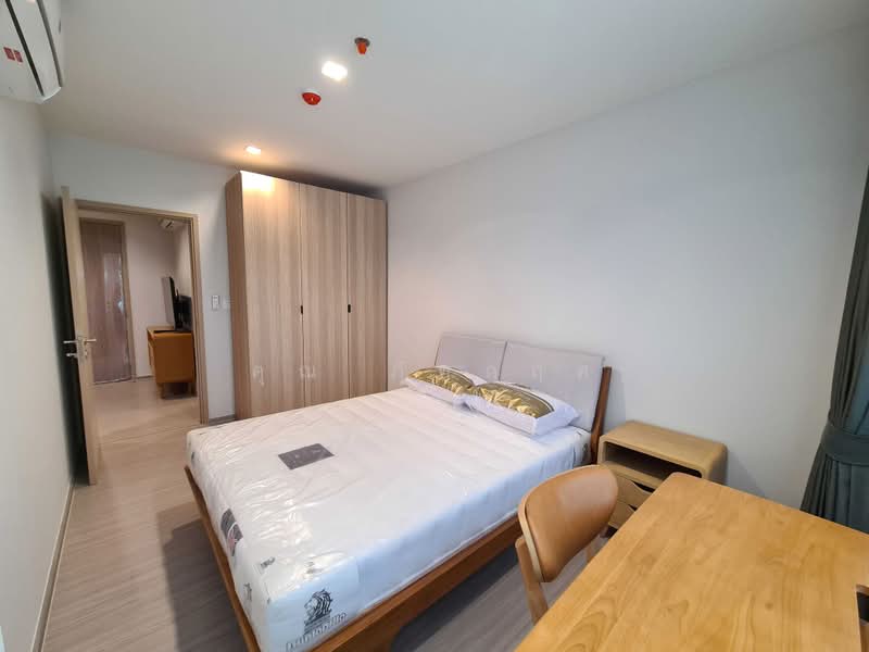 Life Sathorn Sierra, Bangkok, Ratchaphruek Rd, Talat Plu, Thon Buri, Bangkok, 1 Bedroom, 32 sqm, Condo For Rent, by คุณ ภัทกฤศ, 500466971 - DDproperty.com