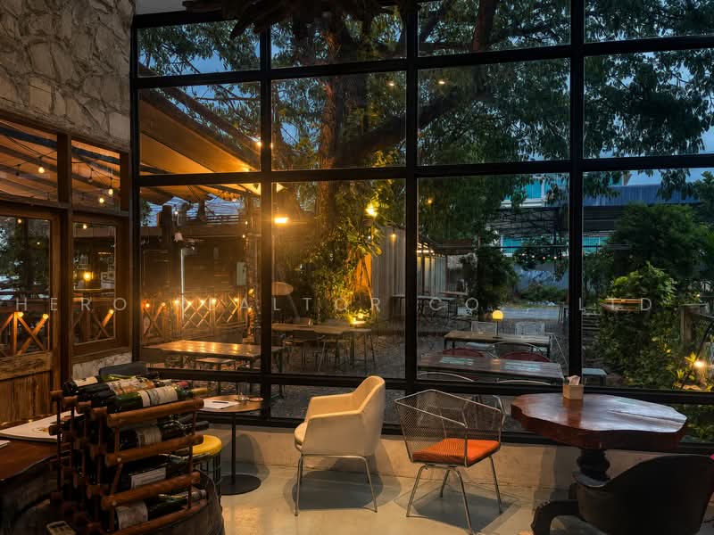 For Rent Retail Space 45 sqm near BTS Phra Khanong, Watthana Bangkok HRE01170, Bangkok, Phra Kanong Nua, Watthana, Bangkok, , 45 sqm, Business For Rent, by Hero Realtor Co., Ltd., 500466973 - DDproperty.com
