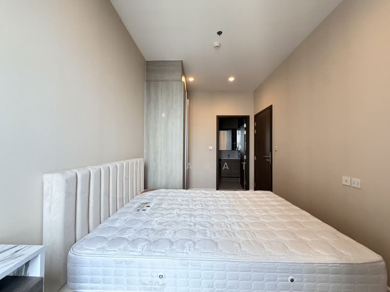 Whizdom Essence, Bangkok, 5 Piyabutr 1 Alley, Bang Chak, Phra Khanong, Bangkok, 1 Bedroom, 34 sqm, Condo For Rent, by suparat, 500466985 - DDproperty.com